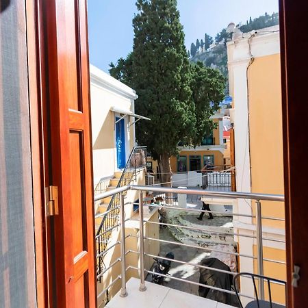 Yiayia'S Central Apartment Symi Exterior foto